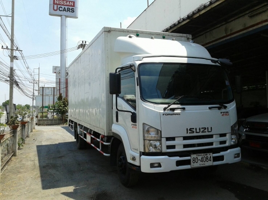 ขาย 6 ล้อ อีซูซุ 210 แรง