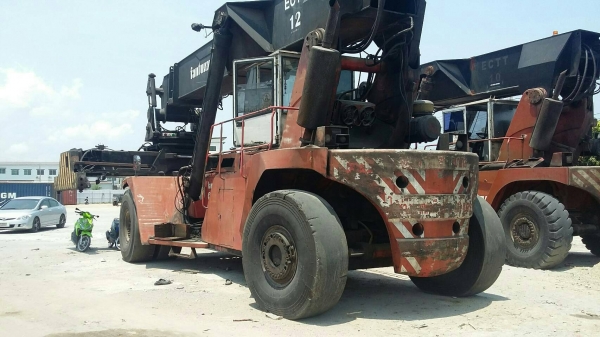 ขาย 3,500,000 ลิปเเทคเกอร์ FANTUZZI  ยกตู้หนัก 35 ตัน รถสภาพสวยพร้อมใช้ 090-772-3710 090-772-3708