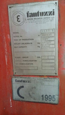 ขาย 3,500,000 ลิปเเทคเกอร์ FANTUZZI  ยกตู้หนัก 35 ตัน รถสภาพสวยพร้อมใช้ 090-772-3710 090-772-3708