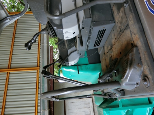 มาใหม่มาแรง จากญี่ปุ่น  ราคา 450,000 บาท ราคานี้พร้อมทำสีเช็คระบบนะค่ะ  ขายรถขุดเล็ก KOBELCO รุ่น : SK045 ซีเรียล. : PY-04708 ปี : ( 1996 ) เครื่องยนต์ : K4N-08684 หลังคา แทรคเหล็ก สวิงบูม ใบมีด บุ้งกี๋ E/NO : K4N-08684 ทำสีเหมือนใหม่พร้อมลงงาน มีเอกสารใบ