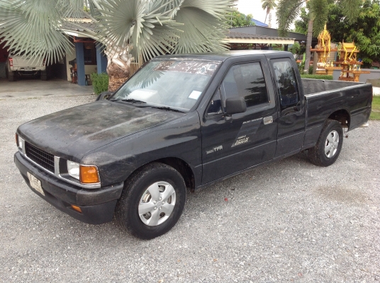 อีซูซุมังกรทองแค๊ป รุ่นแรก พวงมาลัยเพาเวอร์ อีซูซุมังกรทองแค๊ป รุ่นแรก พวงมาลัยเพาเวอร์