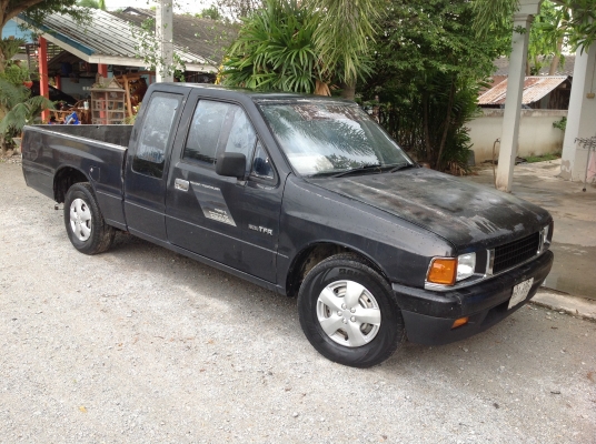 อีซูซุมังกรทองแค๊ป รุ่นแรก พวงมาลัยเพาเวอร์