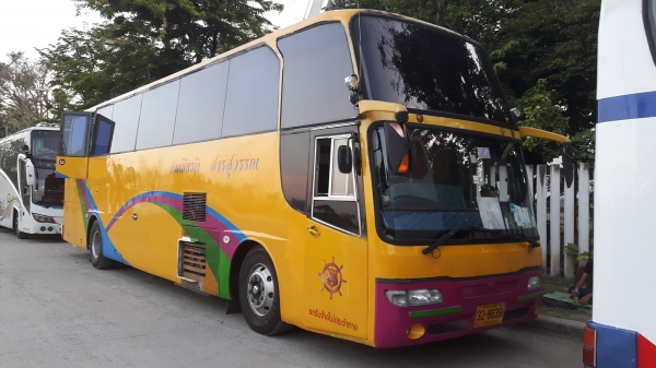 ขายบรถบัส6ล้อแอร์ 0895169388