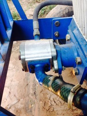 ขายรถคีบอ้อย ฟอร์ด 6610