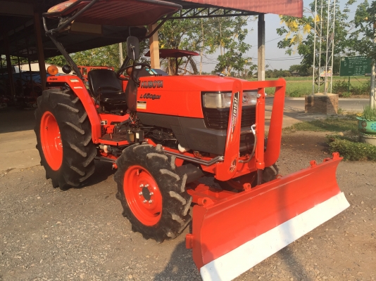 ขายรถไถคูโบต้า L4508DI(4WD) 2เพลา พร้อมอุปกรณ์. รถสวย สภาพพร้อมใช้งาน. ขายราคา 285000 บาท สนใจโทร 0819136451. ขอดูภาพเพิ่มเติมทาง line:bow6451. #บริการจัดส่งฟรีทั่วประเทศ ขายรถไถคูโบต้า L4508DI(4WD) 2เพลา พร้อมอุปกรณ์. รถสวย สภาพพร้อมใช้งาน. ขายราคา 285000 บาท สนใจโทร 0819136451. ขอดูภาพเพิ่มเติมทาง line:bow6451. #บริการจัดส่งฟรีทั่วประเทศ