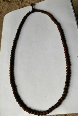 สร้อยประคำไม้โพธิ์แกะเก่า ผ่านการเสก ผ่านการใช้งาน ผ่านการบริกรรม เหมาะสำหรับผู้ปฏิบัติธรรม หรือนักสะสม สวยธรรมชาติ