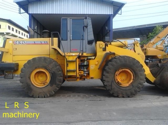 รถตักล้อยาง TCM รุ่น L40-3 สภาพพร้อมใช้ รถตักล้อยาง TCM รุ่น L40-3 สภาพพร้อมใช้