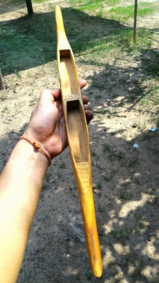 มีดสะนากเก่า ตราพระอาทิตย์ กระสวยคู่ ชุดนี้ 2 ตัว ของเก่าของโบราณแท้ สวยแปลกหายากแล้วครับ