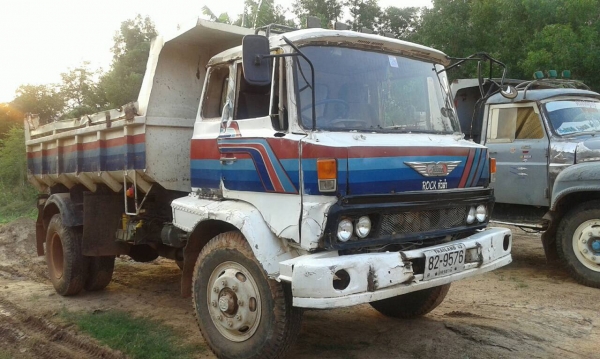 ขาย 6 ล้อดั้ม ยาง 900 HINO KR300 เครื่อง EH100 150 แรงม้า คัสซีสวยตลอดเส้น เฟืองท้ายและคานหน้าใหญ่ พวงมาลัยพาวเวอร์ ทะเบียนเต็มพร้อมโอน ขาย 6 ล้อดั้ม ยาง 900 HINO KR300 เครื่อง EH100 150 แรงม้า คัสซีสวยตลอดเส้น เฟืองท้ายและคานหน้าใหญ่ พวงมาลัยพาวเวอร์ ทะเบียนเต็มพร้อมโอน