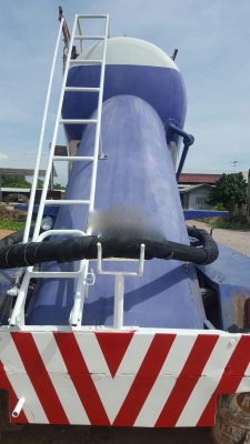 ขายหาง กล้วยหอม  KEC - 3 เพลา. แท้. / ปี 56.   สนใจติดต่อ  081 - 6079515