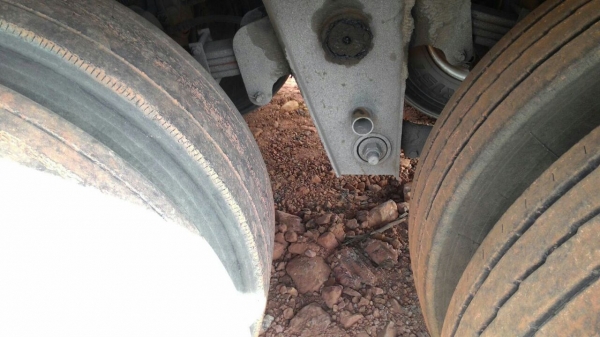 รถอีซูซุ 10 ล้อ  หัวลาก GXZ 360 แรงม้า. ปี 56. ( ขายแม่ , ลูก )   สนใจติดต่อ  081 - 6079515