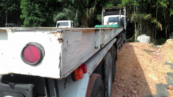 รถอีซูซุ 10 ล้อ  หัวลาก GXZ 360 แรงม้า. ปี 56. ( ขายแม่ , ลูก )   สนใจติดต่อ  081 - 6079515