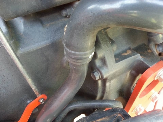 เกรด A คูโบต้า L3208SP 4 WD ใบมีดตราช้าง ทำงาน 216 ชั่วโมง จดทะเบียน..ตุลาคม 2557