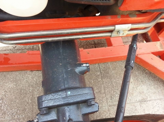 เกรด A คูโบต้า L3208SP 4 WD ใบมีดตราช้าง ทำงาน 216 ชั่วโมง จดทะเบียน..ตุลาคม 2557