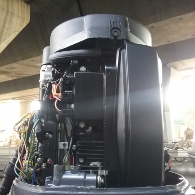 เครื่องเรือyamaha 100 fourstroke