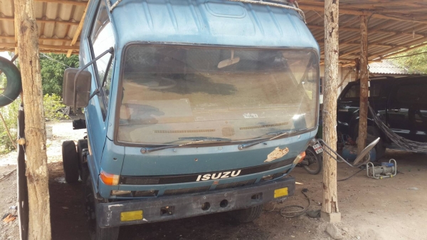 ขอบคุณลูกค้า จ.น่าน ที่ไว้วางใจครับ ขายหัวคัชชี NPR115 ยาว4.3เมตรช่วงต่อดั้ม เก๋งสวยครบเล่มพร้อม