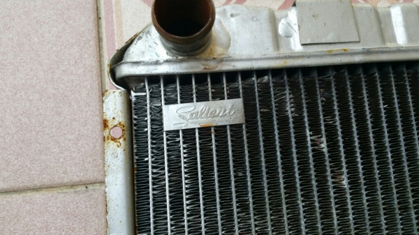 ขออนุญาติขาย หม้อน้ำทองแดงแท้ พร้อมบังลัม (สำหรับพัดลม volvo) ใส่ bmw 2002 มาลงเครื่อง 3s

สภาพยังใช้งานได้ดีครับ
4000 บาท
 
0834301397
Line: surawat.hant