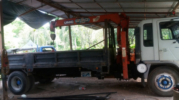 ขายด่วน รถบรรทุก 6 ล้อ ติดเครน HINO FF3H 195,เครน 3.30 ตัน