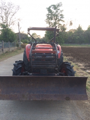 ขาย Kubota M6040SU ใบดัน พร้อมใช้ สนใจติดต่อครับ