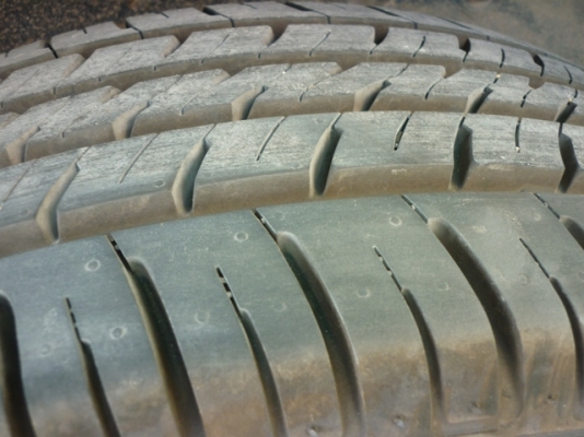 มิตซูบิชิ แอร์โร่บอดี้ เทอร์โบ เดิมบาง ยางใหม่ มิตซูบิชิ แอร์โร่บอดี้ เทอร์โบ เดิมบาง ยางใหม่