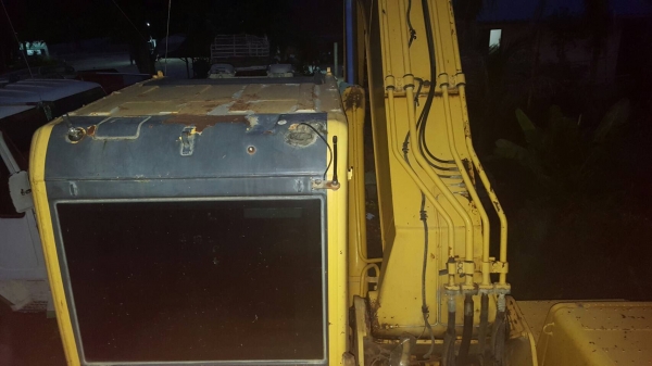 ขายด่วน!! Komatsu PC200-8 ไมล์ 10,xxx สวยๆค่ะ ขายด่วน!! Komatsu PC200-8 ไมล์ 10,xxx สวยๆค่ะ