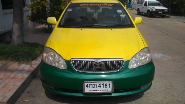 โตโยต้าอัลติส