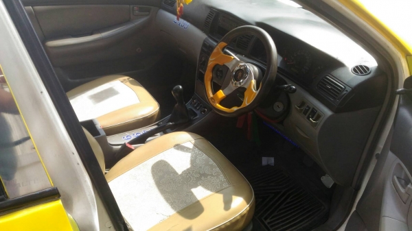 โตโยต้าอัลติส