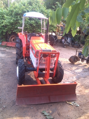 รถไถคูโบต้า L2402 DT 2เพลา รถไถคูโบต้า L2402 DT 2เพลา