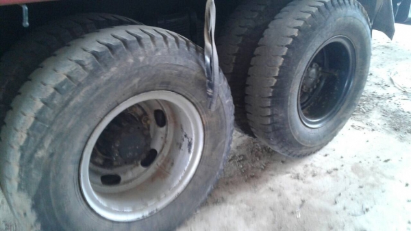 ISUZU ROCKY 210 HP 6SA1 สิบล้อดั๊มพ์ 2 เพลา มีระบบลากพ่วงครบพร้อมใช้งานพร้ิมลากได้เลยครับ กระบะดั๊มพ์คอกไม้ 12 ตันความยาว 6.20 เมตรสภาพดีมากครับพร้อมบรรทุกกนักได้เลย เครื่องยนต์แรงดีไม่มีเยิ้ม ภายในเก๋งคอนโซลครบพร้อม พวงมาลัยเพาเวอร์ แอร์ ระบบเบรคทริ๊ปฟี้