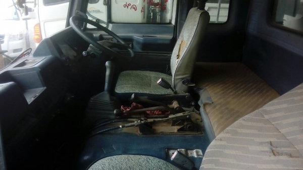 ISUZU ROCKY 210 HP 6SA1 สิบล้อดั๊มพ์ 2 เพลา มีระบบลากพ่วงครบพร้อมใช้งานพร้ิมลากได้เลยครับ กระบะดั๊มพ์คอกไม้ 12 ตันความยาว 6.20 เมตรสภาพดีมากครับพร้อมบรรทุกกนักได้เลย เครื่องยนต์แรงดีไม่มีเยิ้ม ภายในเก๋งคอนโซลครบพร้อม พวงมาลัยเพาเวอร์ แอร์ ระบบเบรคทริ๊ปฟี้