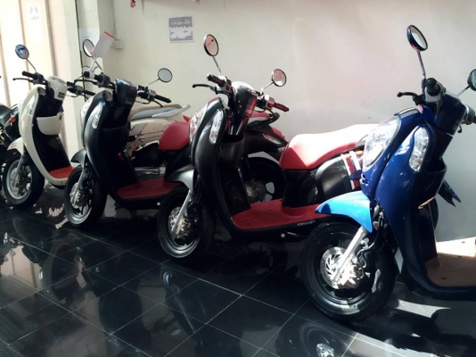 scoopy i สีนั้าเงิน ลายใหม่ล่าสุดโฉมปัจจุบัญ ล้อแมกซ์ ตัวท๊อปสุด โปรโมชั่น แถม 3 รายการ