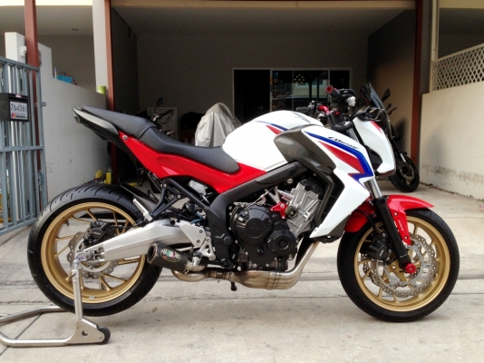 ((ดาวน์49000)) ขาย CB650f ปี2014 TRI-Color ท่อแต่ง ราคา239000 บาท(รับเทริ์น)
