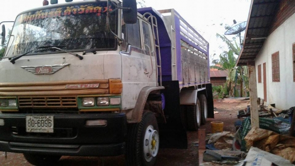 ขายดั้ม2เพลา FM227 เครื่อง220แรง สโลกลาง รถสวยสภาพพร้อมใช้งาน เอกสารพร้อมโอ สนใจโทร 090-8588220คุณนะ 093-3258446คุณบิว หรือเข้าดูสินค้าอื่นๆได้ที่ www.truck.in.th/498 หรือเพจFacebook ณรงค์ ซื้อขายรถมือสอง (เว็บไซต์ส่วนตัว) หรือFacebook คุณนะ รถบรรทุก ขายดั้ม2เพลา FM227 เครื่อง220แรง สโลกลาง รถสวยสภาพพร้อมใช้งาน เอกสารพร้อมโอ สนใจโทร 090-8588220คุณนะ 093-3258446คุณบิว หรือเข้าดูสินค้าอื่นๆได้ที่ www.truck.in.th/498 หรือเพจFacebook ณรงค์ ซื้อขายรถมือสอง (เว็บไซต์ส่วนตัว) หรือFacebook คุณนะ รถบรรทุก