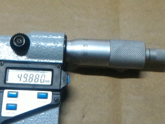 เครื่องมือวัดละเอียด ไมโครมิเตอร์ดิจิตอลแบบพิเศษ ยี่ห้อ Mitutoyo  จากญี่ปุ่น สภาพสวย เชื่อมต่อคอมพิวเตอร์บันทึกค่าได้ ช่วงการวัด 50 - 75 มม. ความละเอียด 0.001