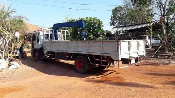 ขายรถยาว7.20เมตร ติดเครน3.7ตัน 3Hเครื่อง195แรง รถสวยสภาพดี เอกสารพร้อมโอน สนใจโทร 090-8588220คุณนะ 093-3258446คุณบิว หรือเข้าดูสินค้าอื่นๆได้ที่ www.truck.in.th/498 หรือเพจFacebook ณรงค์ ซื้อขายรถมือสอง (เว็บไซต์ส่วนตัว) หรือFacebook คุณนะ รถบรรทุก