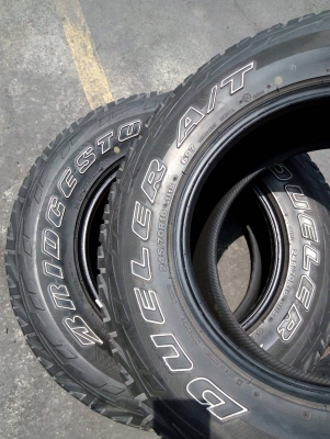 245/70R16 BRIDGESTONE DUELER A/T ตัวหนังสือขาว มี 2 เส้น  tel.081-4273941 ไอดีไลน์ 0814273941