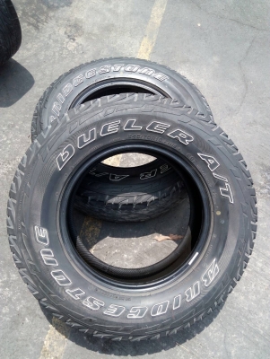 245/70R16 BRIDGESTONE DUELER A/T ตัวหนังสือขาว มี 2 เส้น  tel.081-4273941 ไอดีไลน์ 0814273941