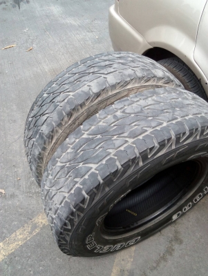 245/70R16 BRIDGESTONE DUELER A/T ตัวหนังสือขาว มี 2 เส้น  tel.081-4273941 ไอดีไลน์ 0814273941