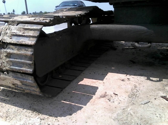 ขายโคมัสสุPC60  รุ่น 1คีบไม้ หมุนรอบได้ครับ