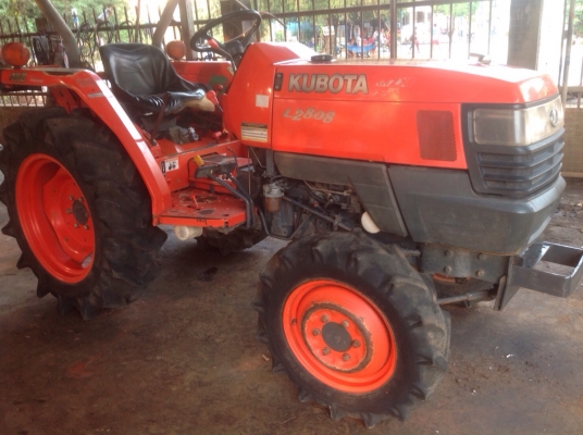 ขายL2808. 4WD รถเดิมๆสวยมาก