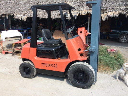 รถยกtoyota2fg2.0ตันสภาพดีเก่าญี่ปุ่น รถยกtoyota2fg2.0ตันสภาพดีเก่าญี่ปุ่น