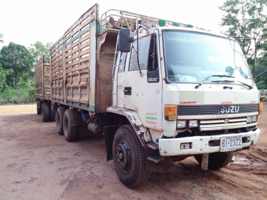 พ่วงแม่-ลูก  เครื่อง  260 แรง เทอร์โบ  รถสภาพ พร้อมใช้งาน วิ่งงานทุกวัน  ราคา  1,000,000  บาท