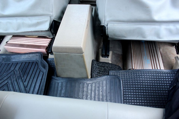 Nissan frontier (ฟอนเทีย) 2.7 Mt. ปี01