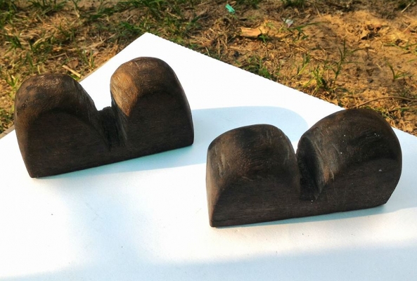 นมสาวไม้เก่า แฮนด์เมดงานแกะมือ เป็นของโบราณแท้ ยุคคุณย่ายังสาว ใช้นวดตัว นวดเอว มีคู่เดียว