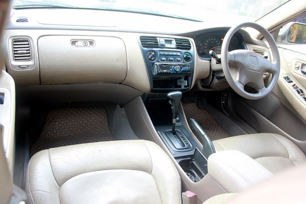 ฮอนด้า แอ็คคอร์ด (โฉมงูเห่า)