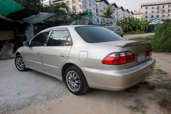 ฮอนด้า แอ็คคอร์ด (โฉมงูเห่า)