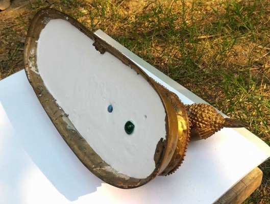 พระบ้าน พระบูชาปางไสยาสน์ พระประจำคนเกิดวันอังคาร องค์ใหญ่ ขนาดฐาน 12.5นิ้ว เนื้อทองเหลืองหนาและหนัก ใต้ฐานฝังลูกอมเรียกทรัพย์และลูกแก้วมหาเมตตา งามมาก