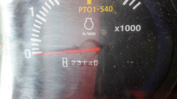 ขายตามสภาพ รถไถคูโบต้า 47 แรง อุปกรณ์มี ผาลดันหน้า  โลตารี่ ผาล3 ผาล5 อุปกรณ์เป็นของตราช้างทั้งหมด พร้อมใช้งาน