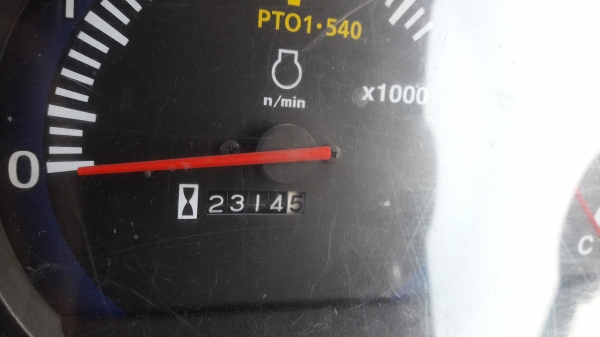 ขายตามสภาพ รถไถคูโบต้า 47 แรง อุปกรณ์มี ผาลดันหน้า  โลตารี่ ผาล3 ผาล5 อุปกรณ์เป็นของตราช้างทั้งหมด พร้อมใช้งาน