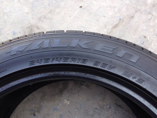 ยาง FALKEN 245-45-18 ปี 13 2 เส้น 3000  สภาพสวยๆเนื้อนิ่มๆไม่มีปะไม่บวมไม่กินข้าง  ดอกยางเหลือเยอะวิ่งใช้งานใด้อีกนานค่ะ